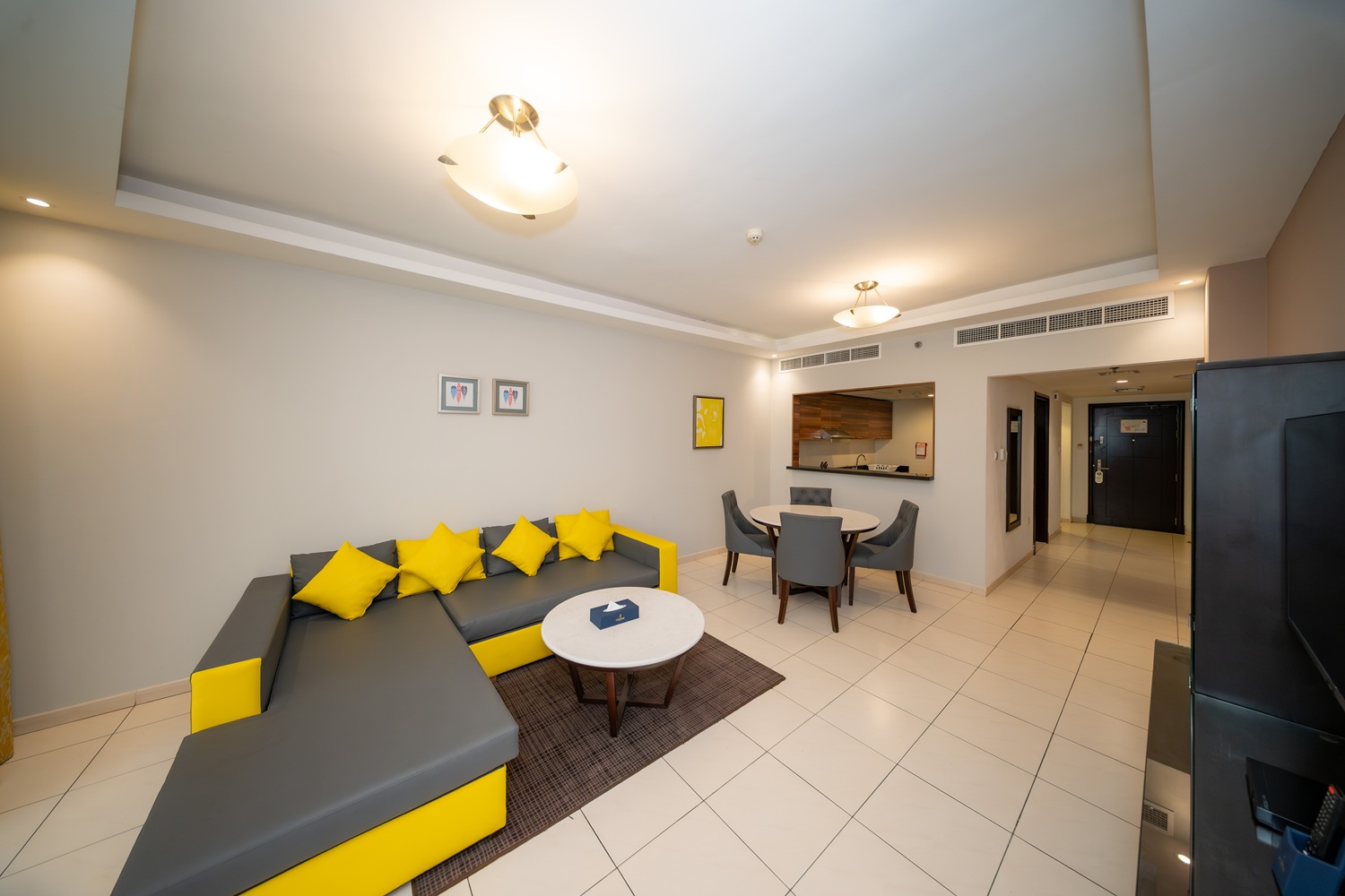 Deluxe Two Bedroom Apartments